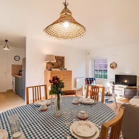 Holiday home Ar Pazenn - Decouverte De La Cote De Granit Rose Plouguiel